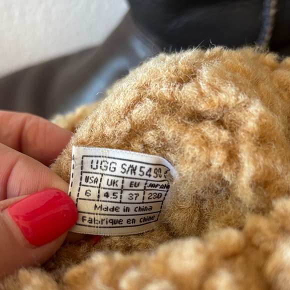 UGG Brown and Tan Winter Boots - Picture 6 of 6